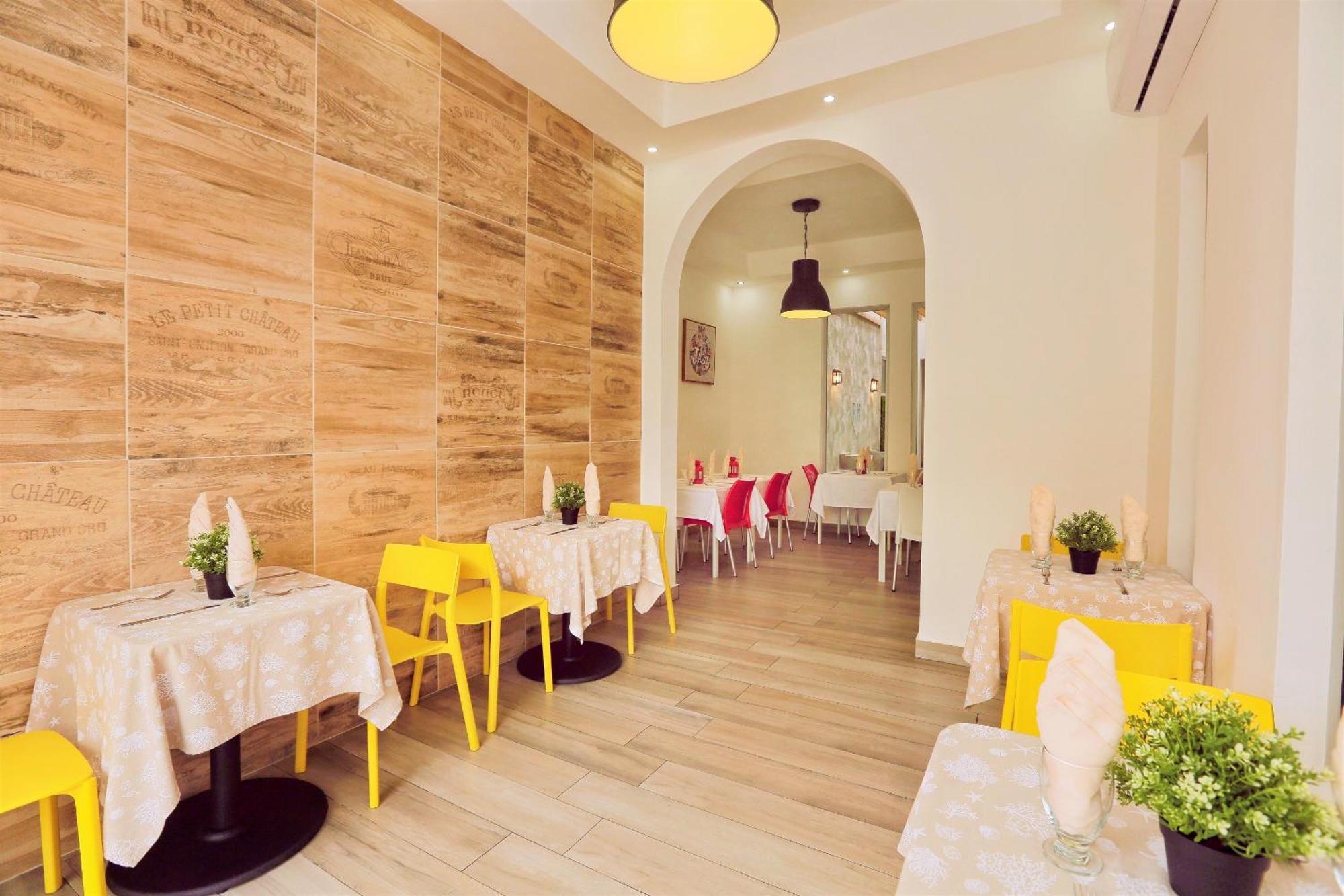 อาร์ไอจี โฮเต็ล บูทิก ปวยร์โต มาเลกอน Bed & Breakfast ซานโตโดมิงโก ภายนอก รูปภาพ