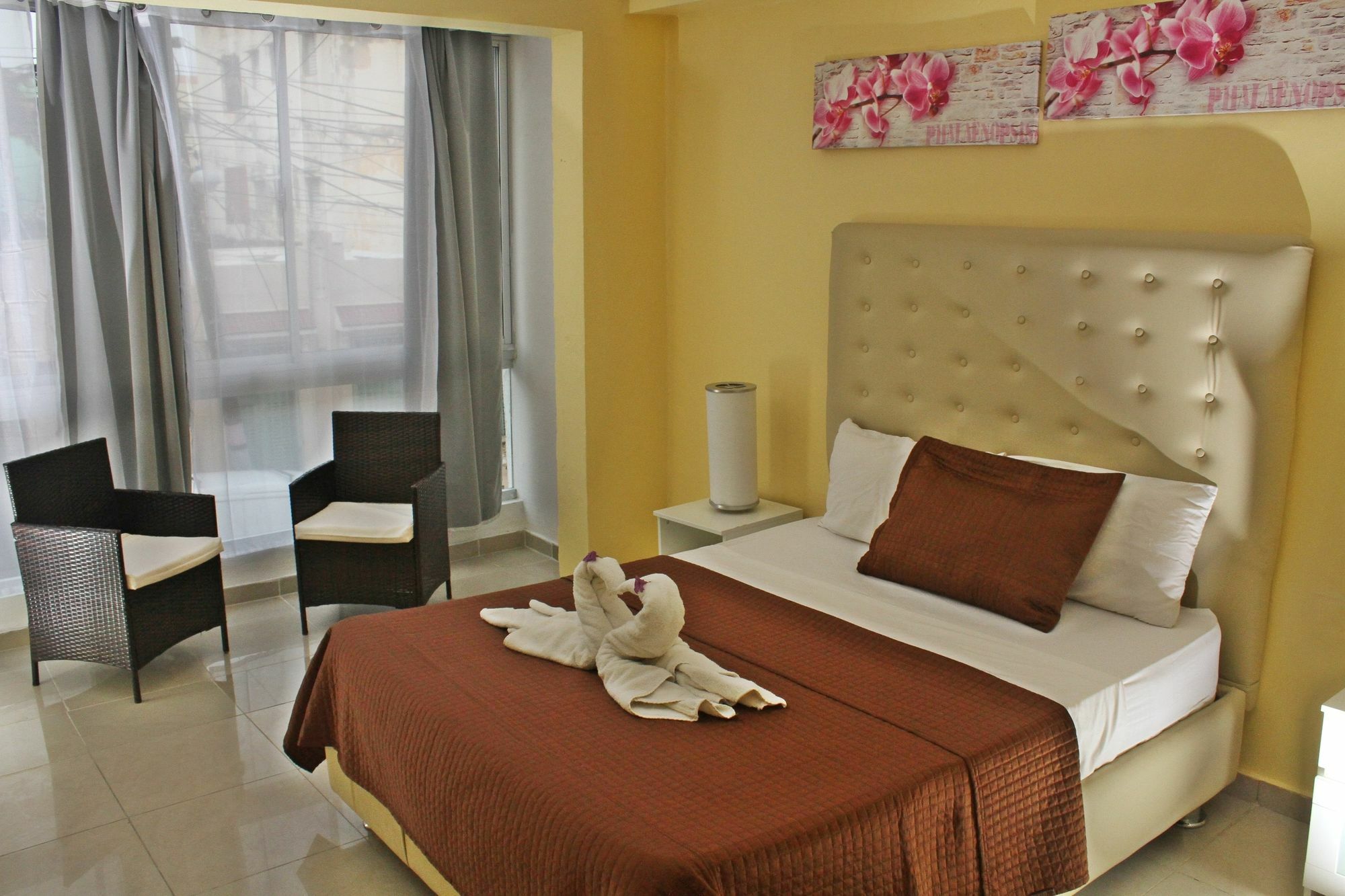 อาร์ไอจี โฮเต็ล บูทิก ปวยร์โต มาเลกอน Bed & Breakfast ซานโตโดมิงโก ภายนอก รูปภาพ